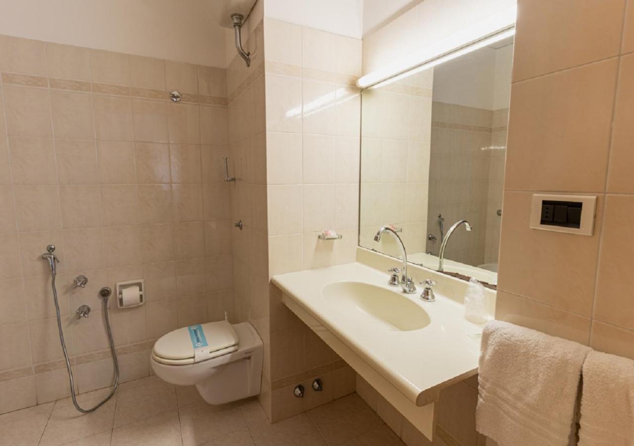 Hotel Villa Delle Rose Oristano Exteriör bild