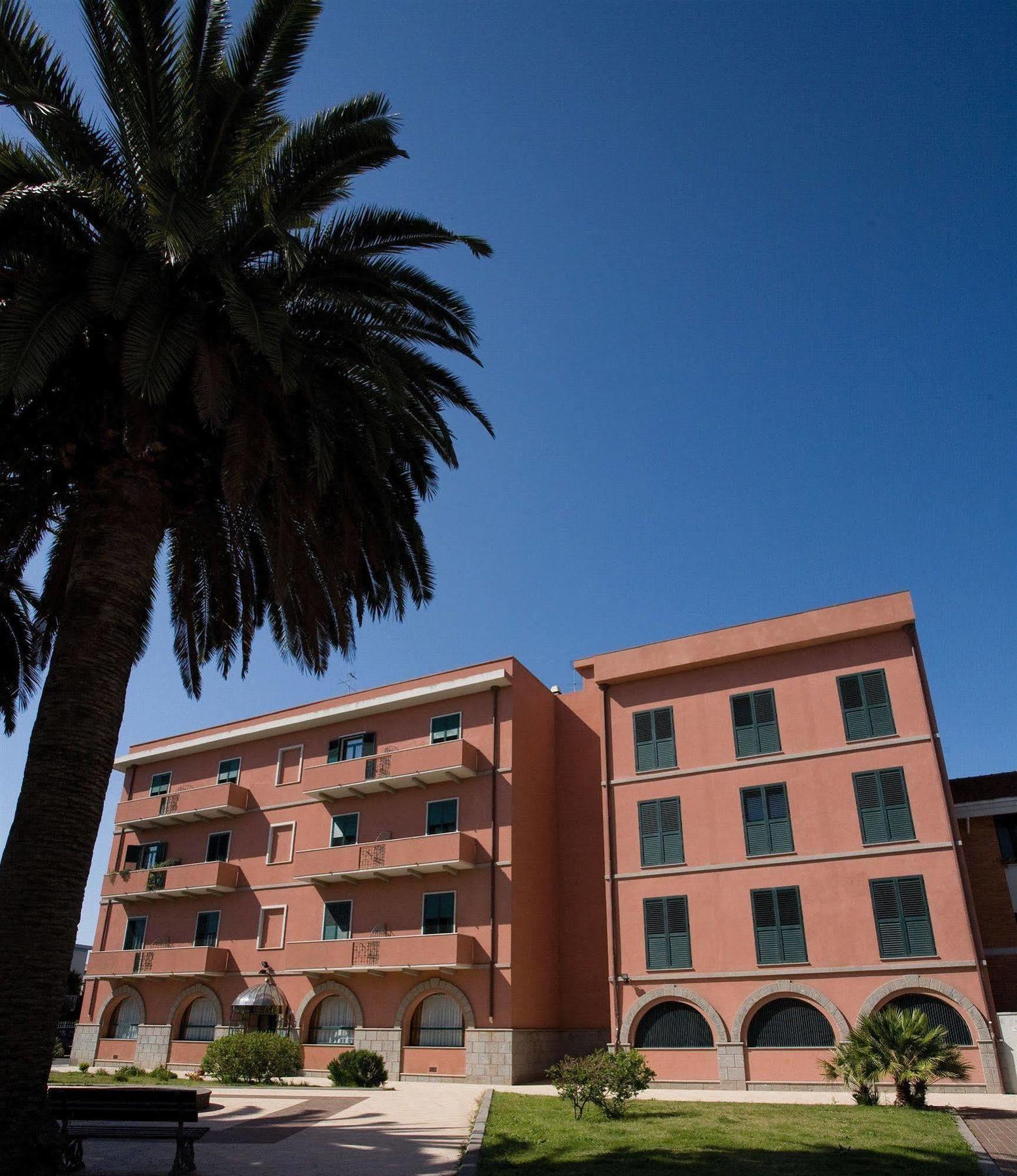 Hotel Villa Delle Rose Oristano Exteriör bild